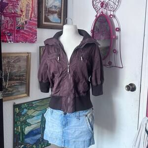 miss ashley brown zip up short sleeve jacket